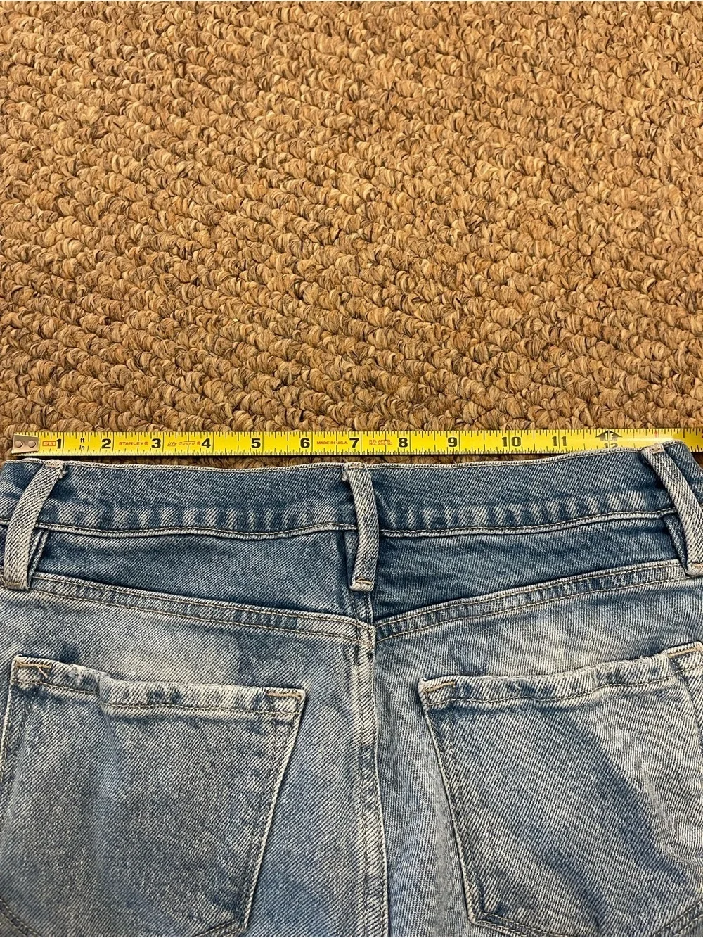 FRAME Le Cut Off Kerwin Denim Shorts Sustainable Mid Rise Stretch Blue Size 24